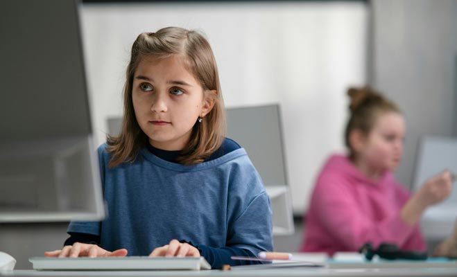 Korzyści z nauki informatyki dla dzieci w wieku szkolnym